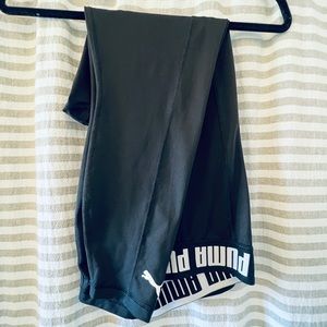 Puma Stretchy Exercise Leggings sz L